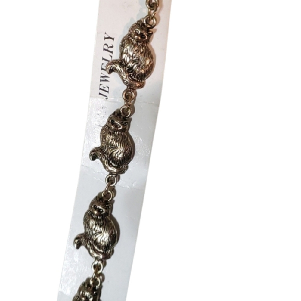 New link detailed cat silver toned fashion bracelet